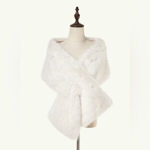 Elegant White Faux Fur Wrap / Shawl – Ivory – Perfect for Bride / Wedding!